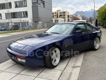 PORSCHE 