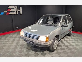 PEUGEOT 