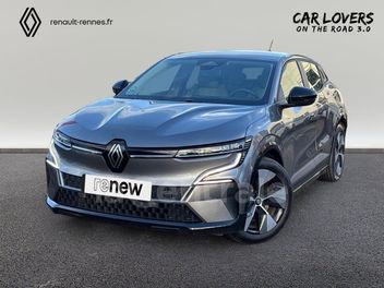RENAULT MEGANE 5 V E-TECH EV40 130 STANDARD CHARGE EQUILIBRE 40 KWH