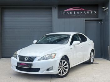 LEXUS 