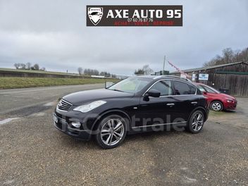 INFINITI 