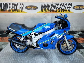 YAMAHA FZR 400