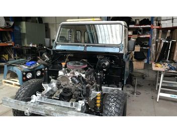 LAND ROVER DEFENDER 110 HCPU 3.5 V8-FRAME OFF RESTAURATION
