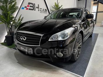 INFINITI 