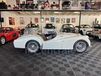 TRIUMPH 