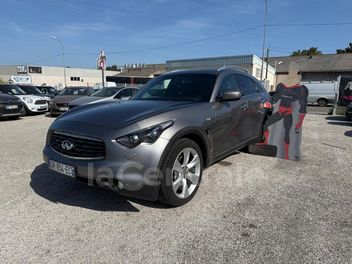 INFINITI 