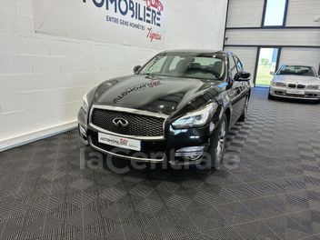 INFINITI 
