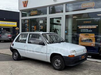 RENAULT 