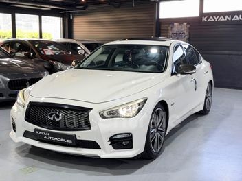 INFINITI 