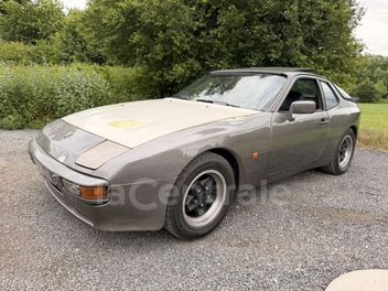 PORSCHE 