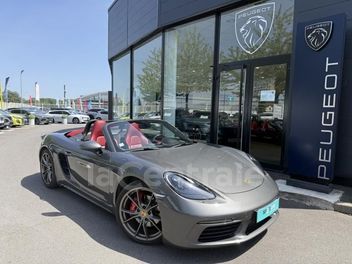 PORSCHE 