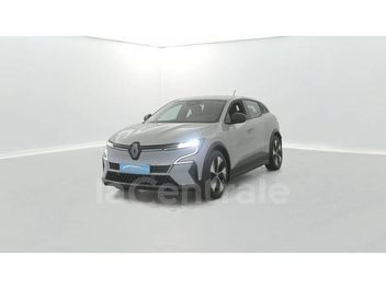RENAULT MEGANE 5 V E-TECH EV60 220 SUPER CHARGE EQUILIBRE 60 KWH