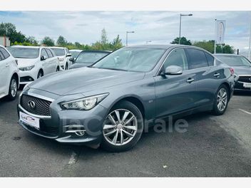 INFINITI 