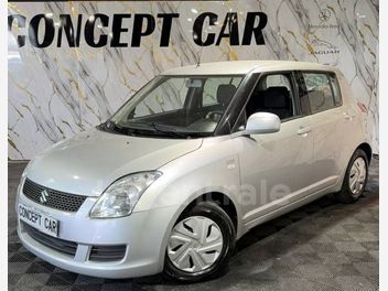 SUZUKI 