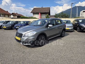 SUZUKI 