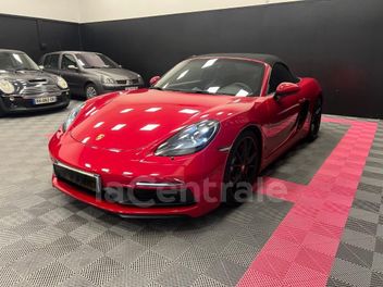 PORSCHE 