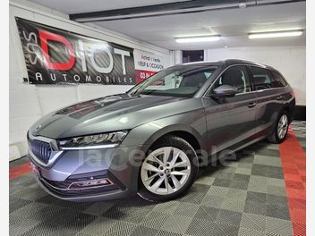 SKODA 
