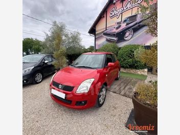SUZUKI 