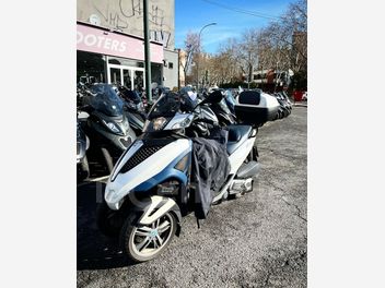 PIAGGIO MP3 YOURBAN 125