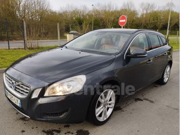 VOLVO V60 (2) D2 115 MOMENTUM