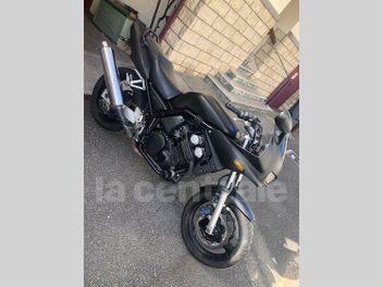 YAMAHA FZS 600 FAZER S