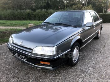 RENAULT R25 (2) V6 TURBO