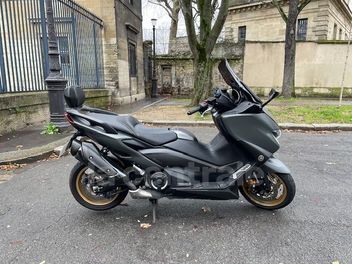 YAMAHA T-MAX 560