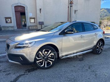 VOLVO V40 (2E GENERATION) CROSS COUNTRY II (2) CROSS COUNTRY D3 150 OVERSTA EDITION GEARTRONIC 6