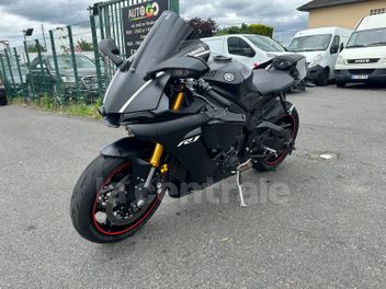 YAMAHA YZF R1 1000 + POT AKRA