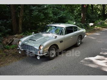 ASTON MARTIN DB6 4.0