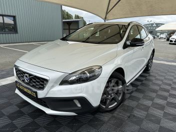 VOLVO V40 (2E GENERATION) CROSS COUNTRY II CROSS COUNTRY D2 120 MOMENTUM