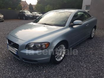 VOLVO C70 (2E GENERATION) CABRIOLET II CABRIOLET 2.0 D 136 KINETIC