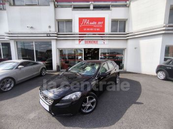 VOLVO V40 (2E GENERATION) II T2 122 SUMMUM