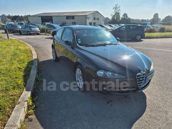 ALFA ROMEO 147 (2) 1.9 JTDM 120 FAP DISTINCTIVE 3P