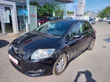 TOYOTA AURIS 124 VVT-I LINEA SOL BVA 5P