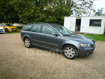 VOLVO V50 2.0 D 136 MOMENTUM