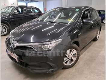 TOYOTA AURIS 3 III HYBRID