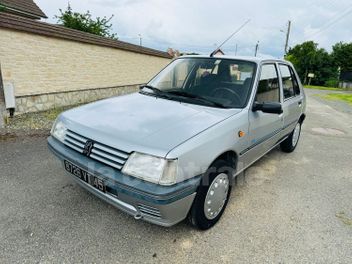 PEUGEOT 205 1.1 SACRE NUMERO 5P