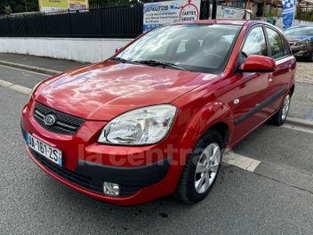 KIA RIO 2 II 1.4 97 EXECUTIVE