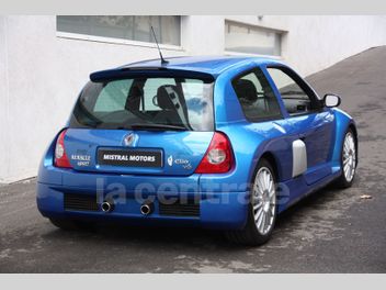 RENAULT CLIO 2 V6 RS II (2) V6 24S 255 RS 3P