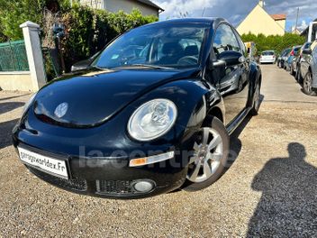 VOLKSWAGEN NEW BEETLE 1.6