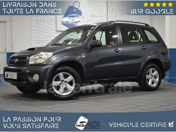 TOYOTA RAV 4 (2E GENERATION) II (2) 115 D-4D VX 5P