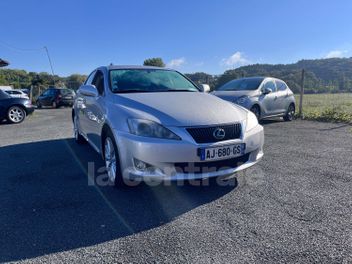 LEXUS IS 2 II 220 D PACK 11CV