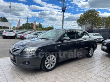 TOYOTA AVENSIS 2 II (2) 126 D-4D LINEA TECHNO 5P