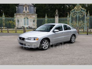 VOLVO S60 2.4 D 126 KINETIC