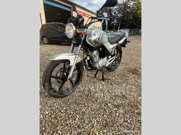 YAMAHA YBR 125 CRUISER