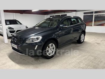 VOLVO XC60 (2) D4 181 AWD MOMENTUM