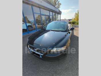 VOLVO C70 (2E GENERATION) CABRIOLET II CABRIOLET T5 220 MOMENTUM GEARTRONIC