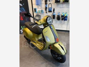 VESPA GTS SUPER 125 SPORT