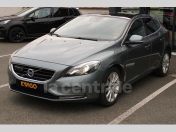 VOLVO V40 (2E GENERATION) II D3 150 EFFEKTIV-LINE XENIUM GEARTRONIC 6